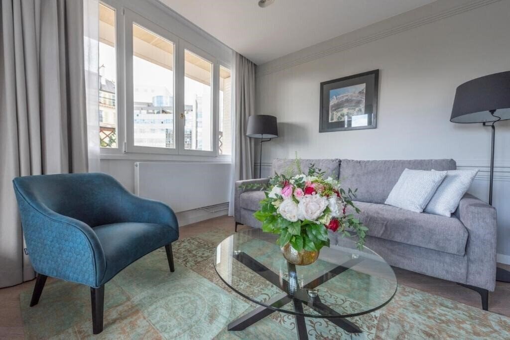 Панорама Opera 3*