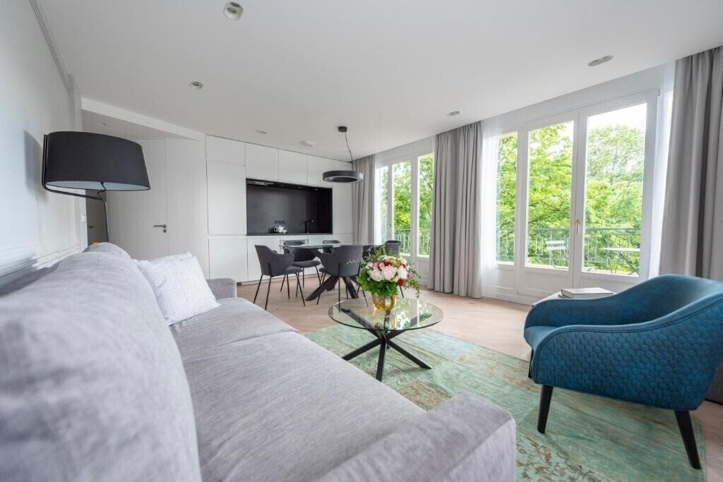 Зображення Opera 3*