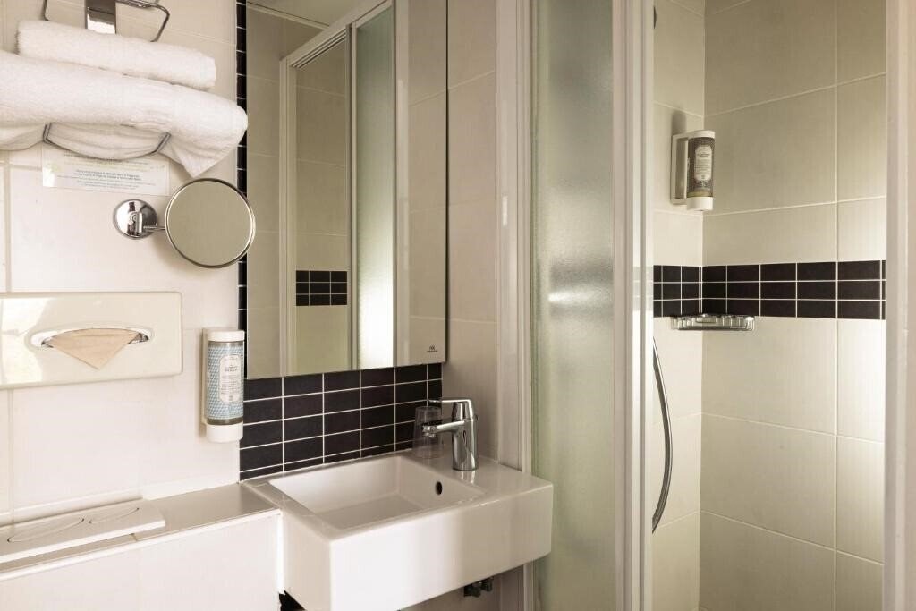 Апартаменти Jack'S Hotel 3*