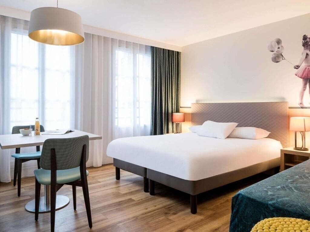 Панорама Adagio Aparthotel Paris Montmartre 3*