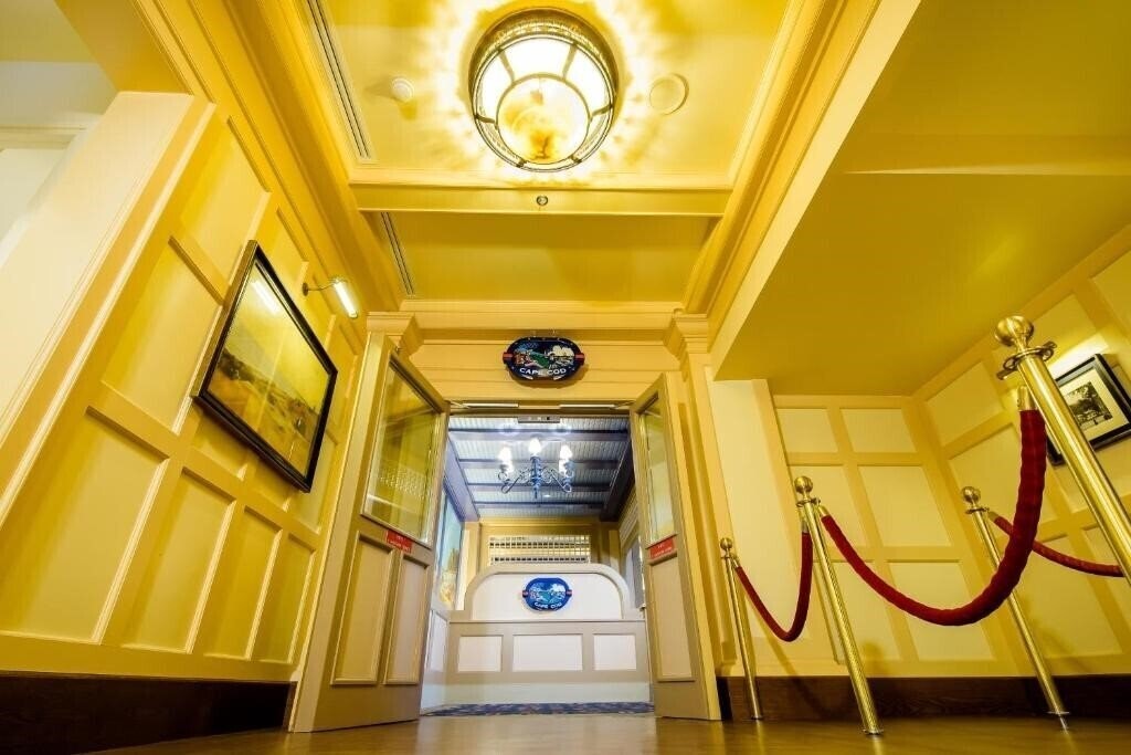 Територія Disney'S Newport Bay Club 4*