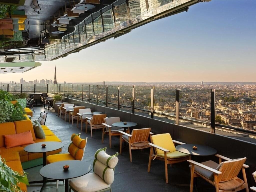Готель Pullman Paris Montparnasse 4*