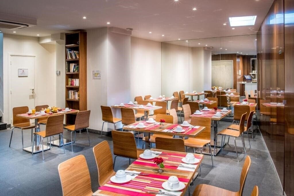 Фотография Art Hotel Eiffel 3*