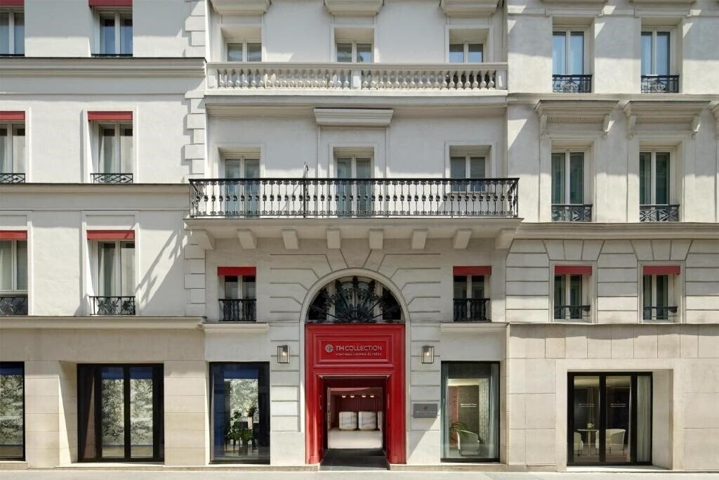 Отель NH Paris Champs-Elysées 4*