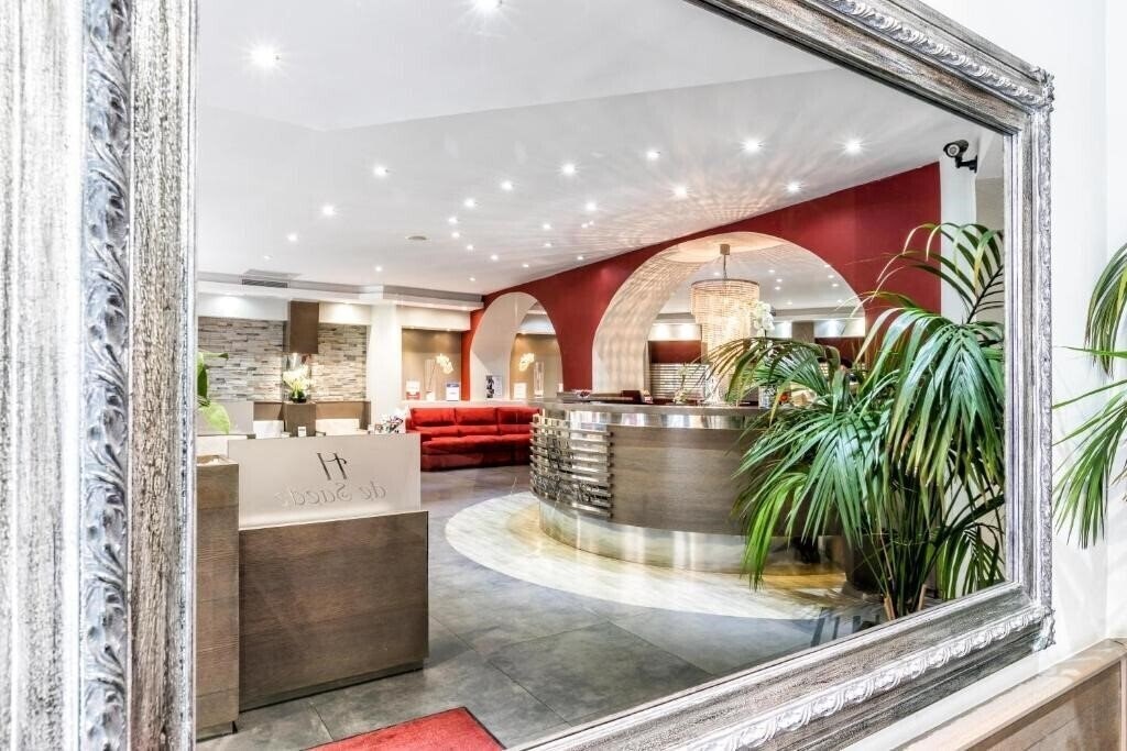 Готель Harvey 2*