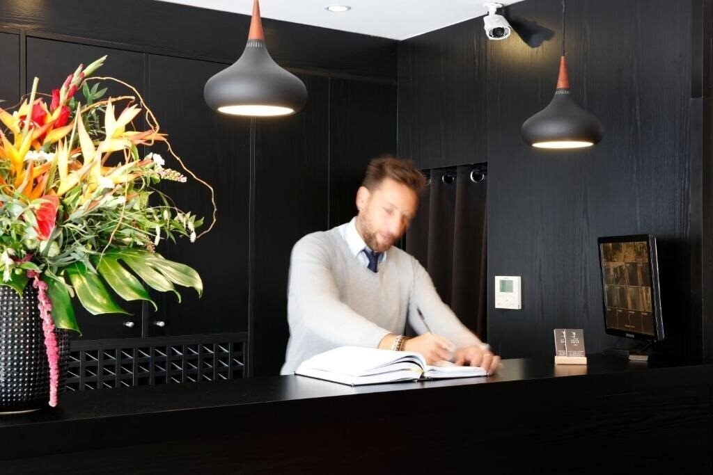 Вид Paris Bastille Hotel 3*