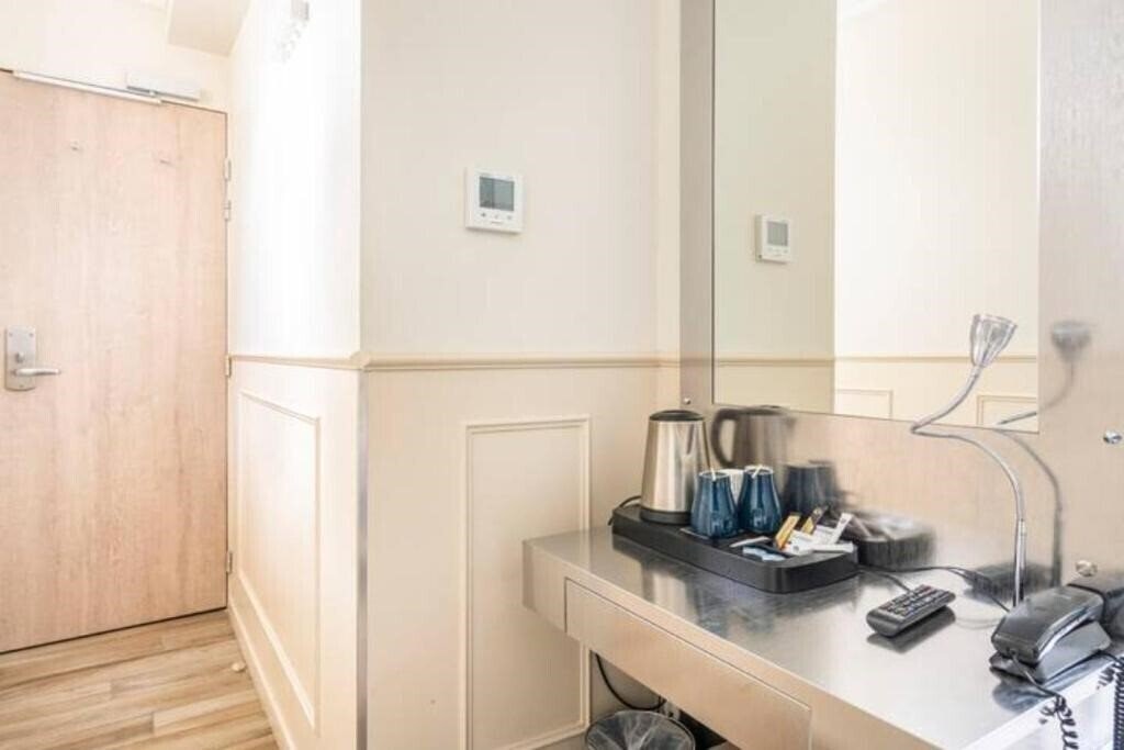 Картинка District Republique 2*