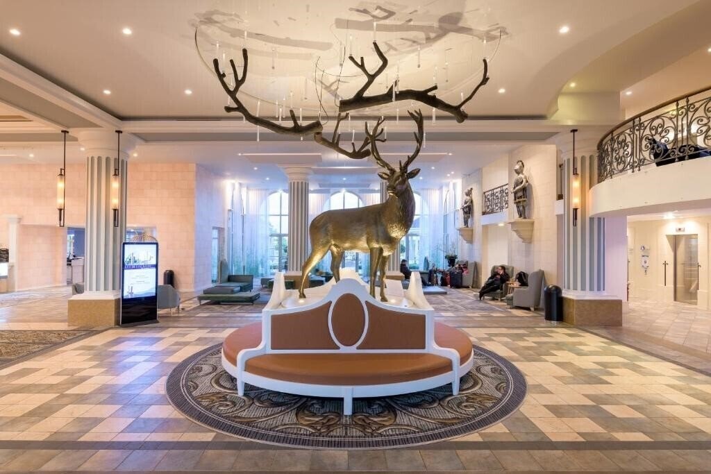 Територія Dream Castle Hotel at Disneyland Paris 4*