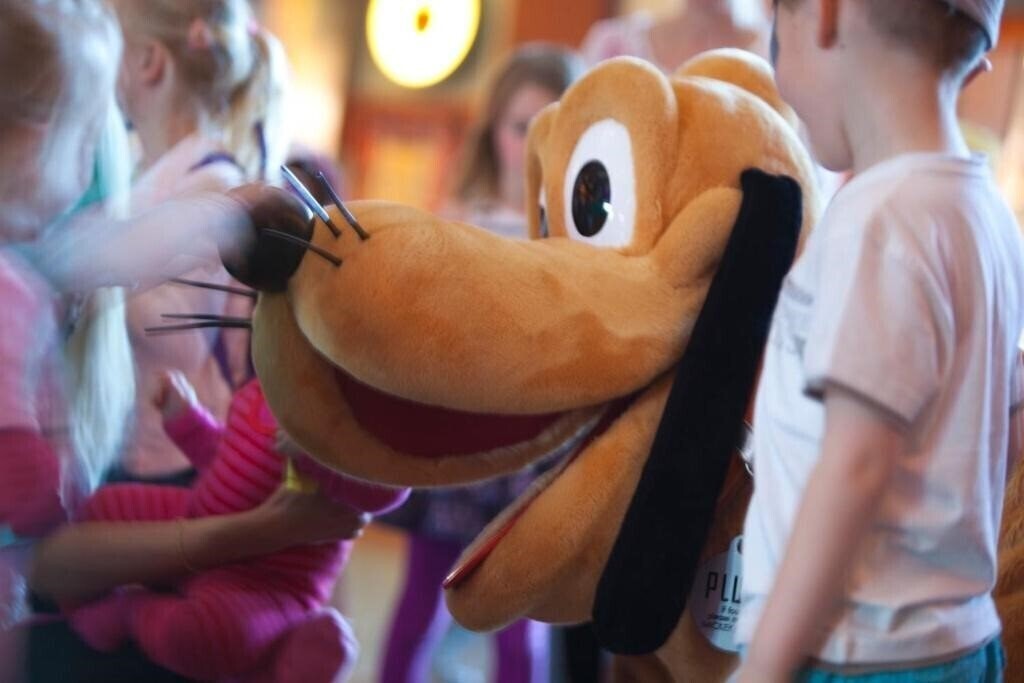 Територія Disney'S Hotel Cheyenne 2*