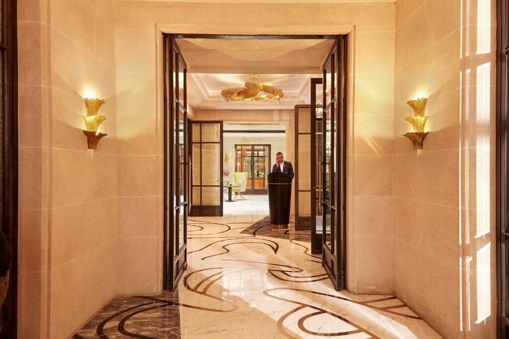 Фотографія Le Burgundy Paris 5*