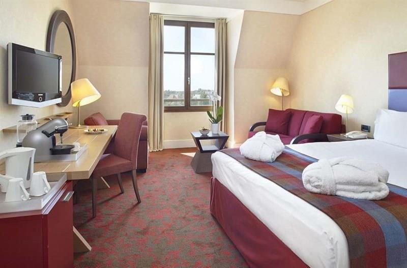 Территория Radisson Blu At Disneyland 4*