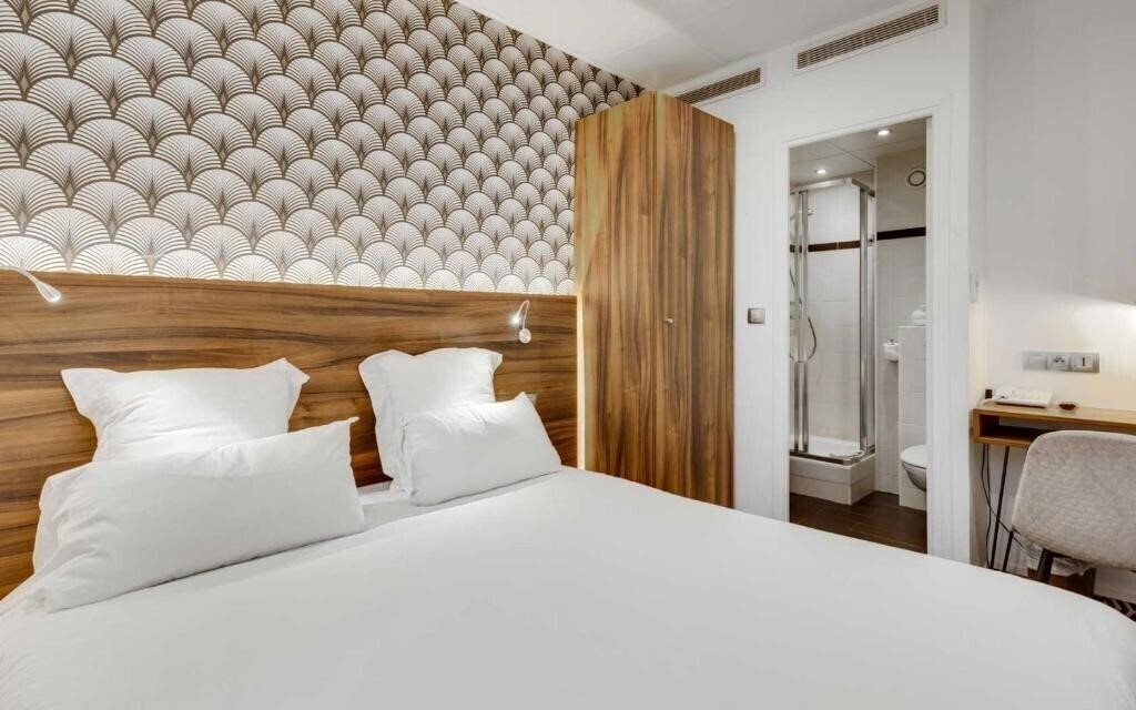 Фото Carladez Cambronne 3*