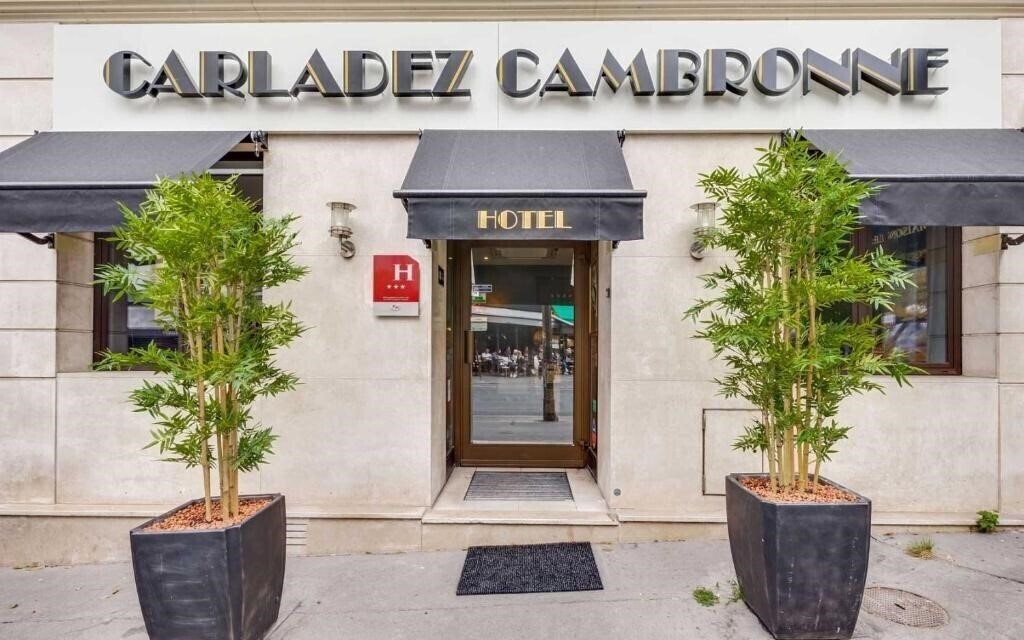 Апартаменты Carladez Cambronne 3*