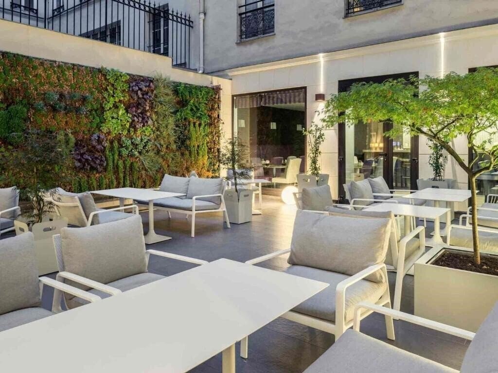 Вид Mercure Paris Opera Garnier 3*