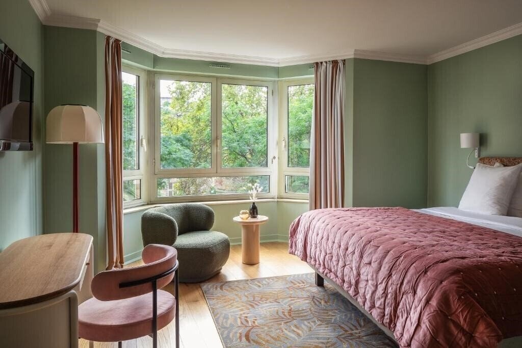 Отель Royal Garden Champs Elysees 4*