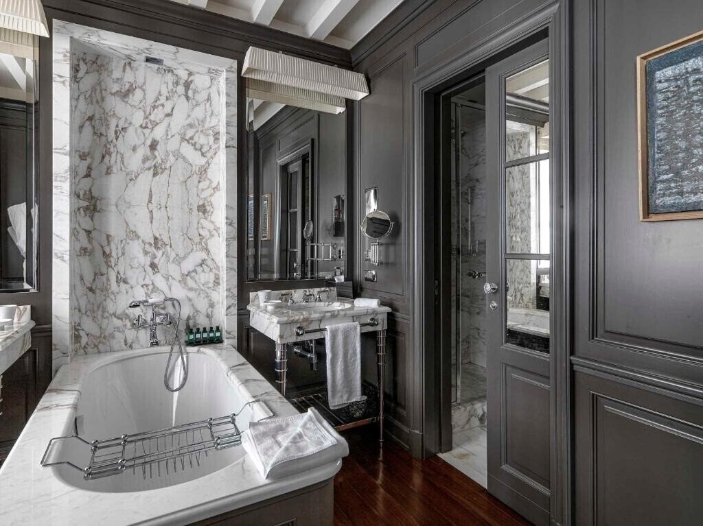 Панорама Marquis Faubourg Saint Honore 5*