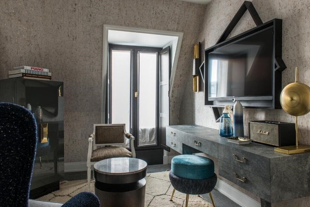 Апартаменты Nolinski Paris 5*