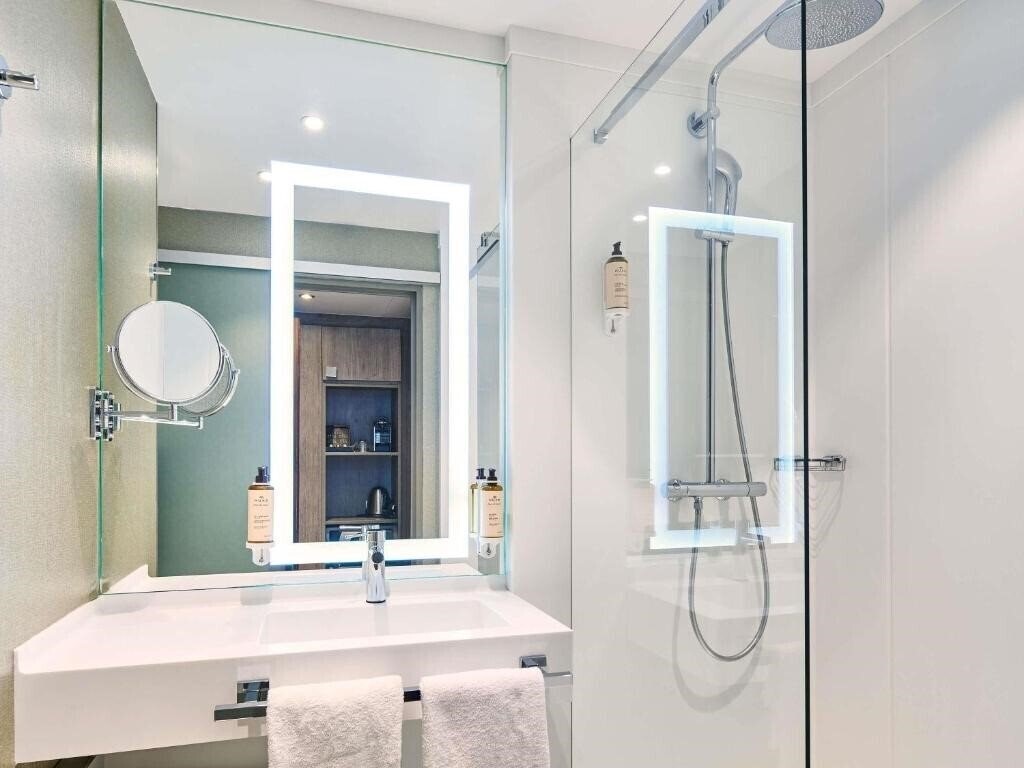 Фотография Mercure Paris Tour Eiffel Grenelle 4*