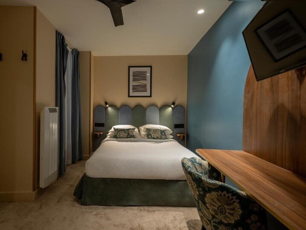 Изображение Boronali 3*