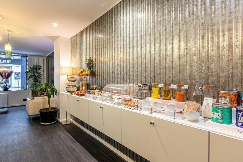 Панорама Hôtel Glasgow Monceau by Patrick Hayat 3*