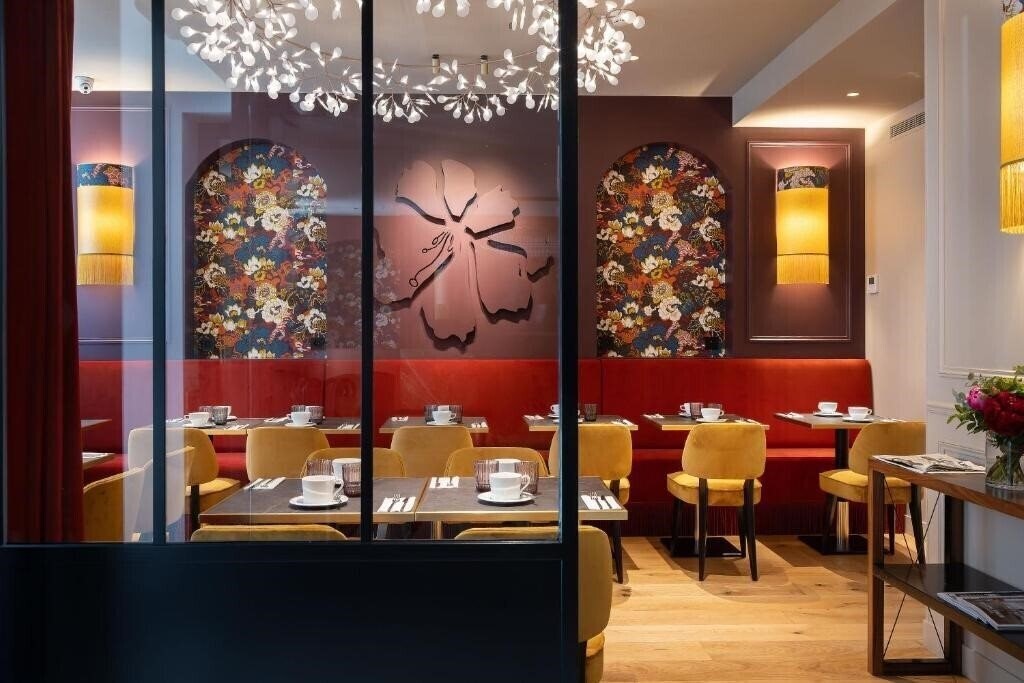 Апартаменты Best Western Premier Kapital Opera 4*