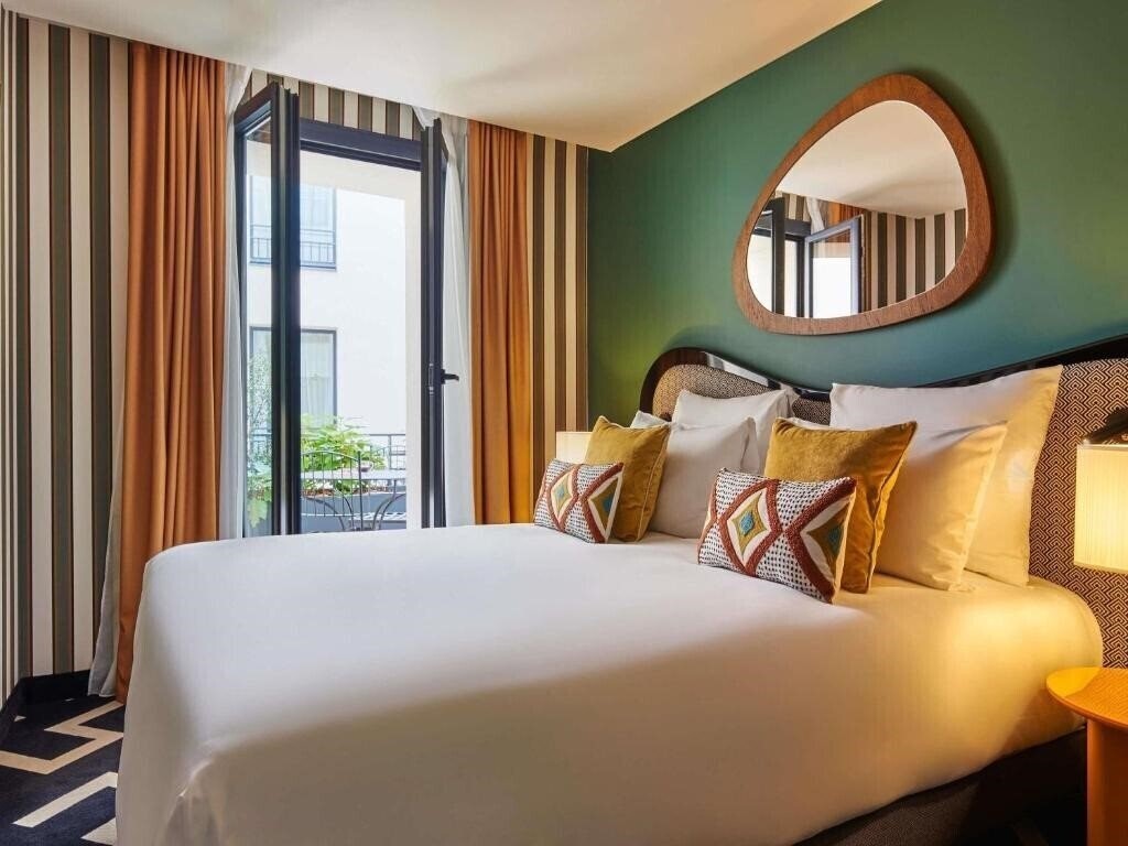 Отель Mercure Paris Butte Montmartre Basilique 4*