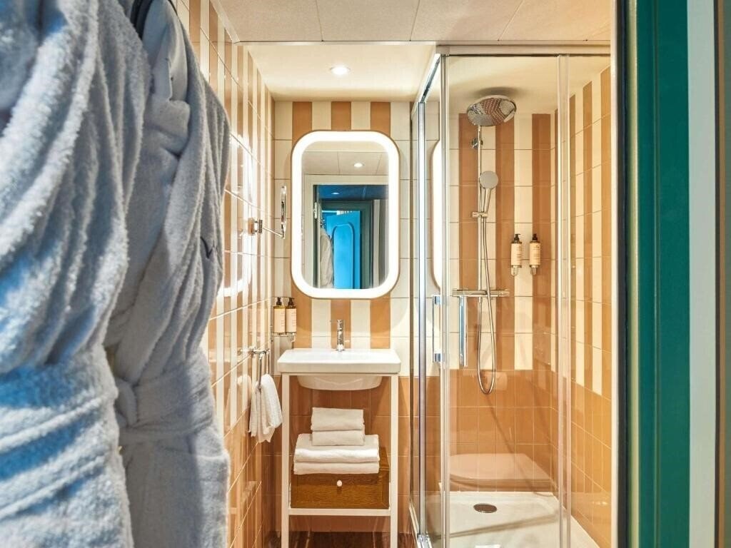 Фотография Mercure Paris Butte Montmartre Basilique 4*
