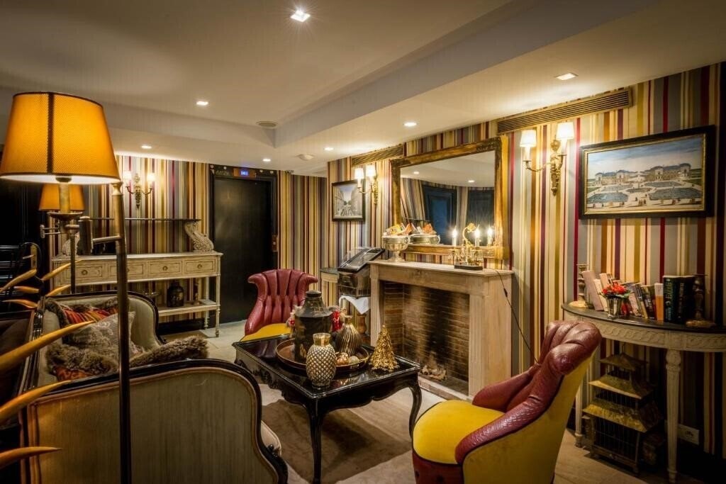 Вид Chateaubriand 4*