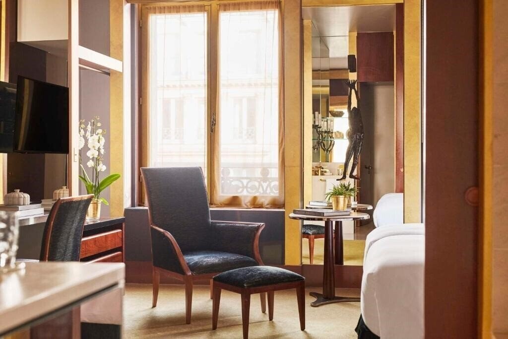 Панорама Park Hyatt Paris-Vendome 4*