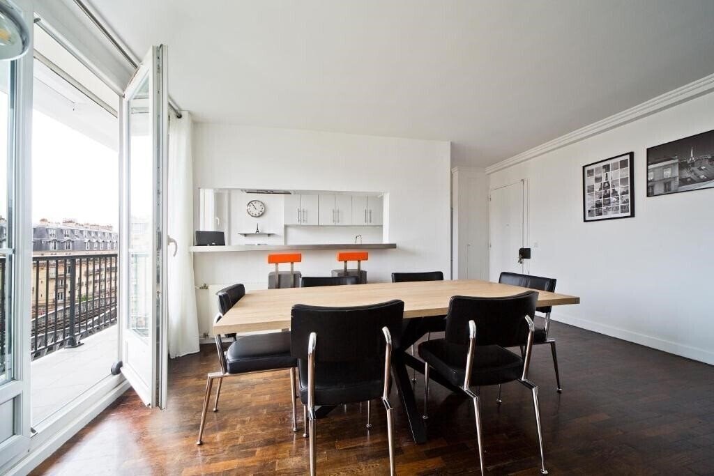 Панорама France Eiffel 3*