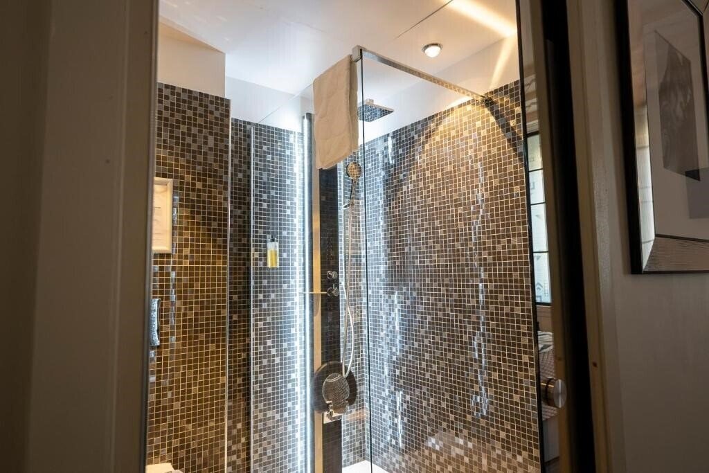 Вид Le Meurice 5*