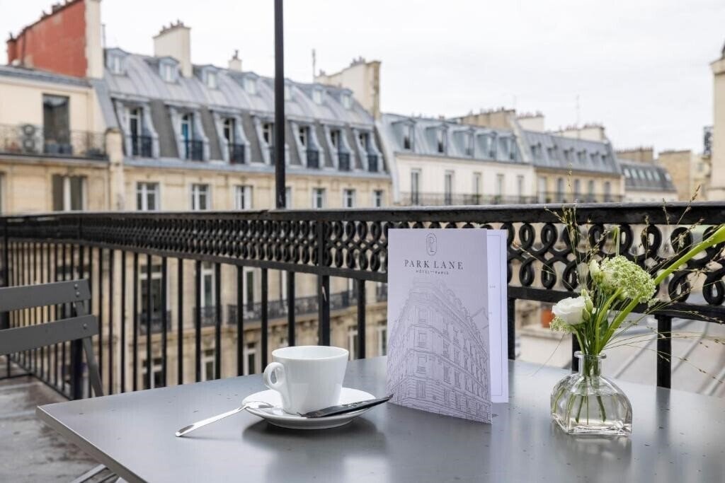 Панорама Park Lane Paris 4*