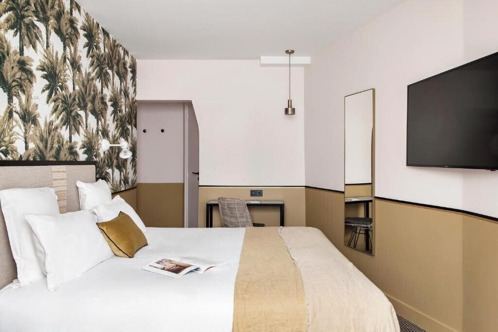 Вид Doisy Etoile Paris 4*