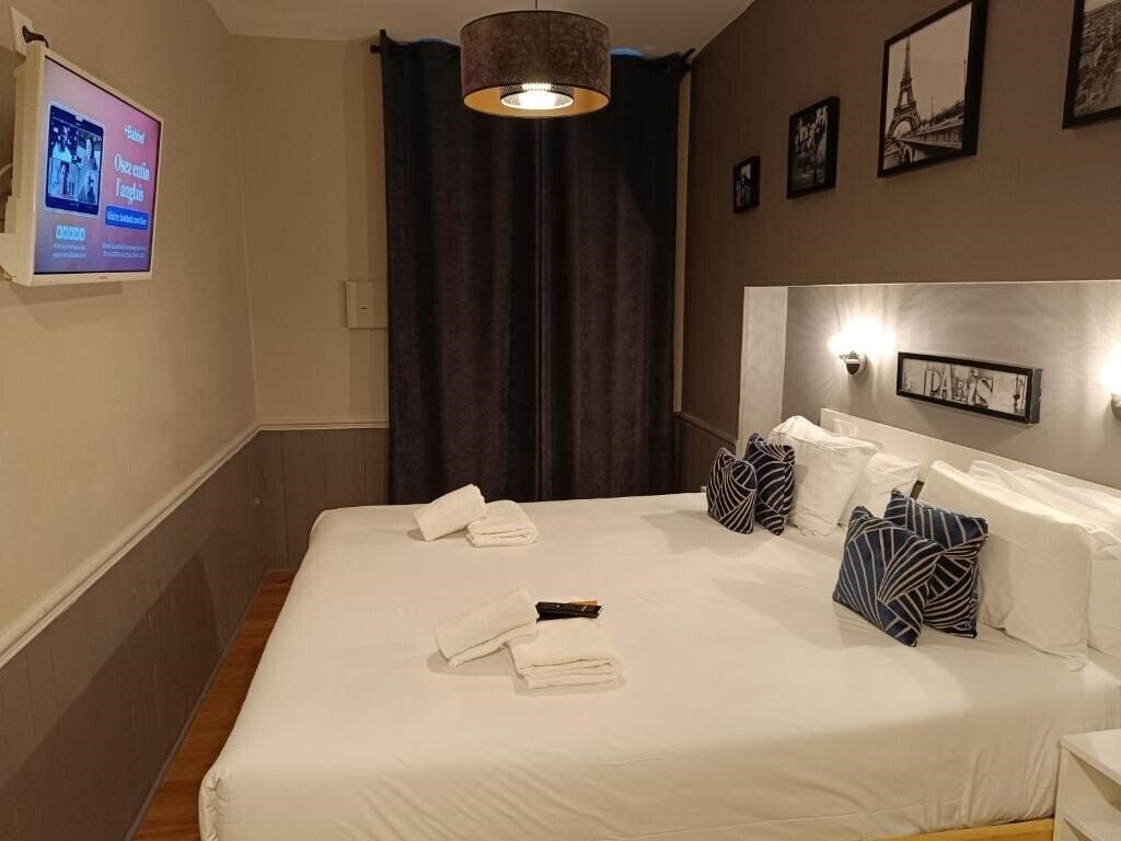 Территория Appolo Opera Hotel 3*