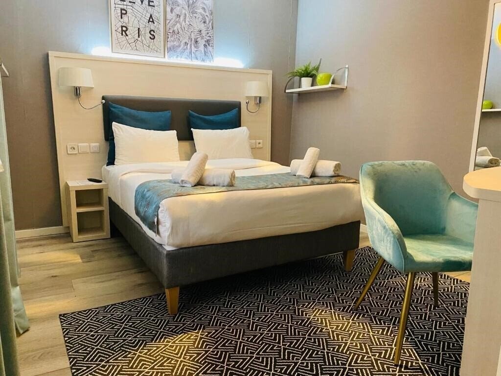 Апартаменты Hotel Clairefontaine 3*