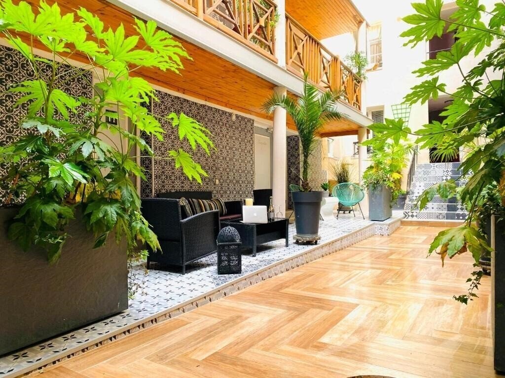 Готель Hotel Clairefontaine 3*