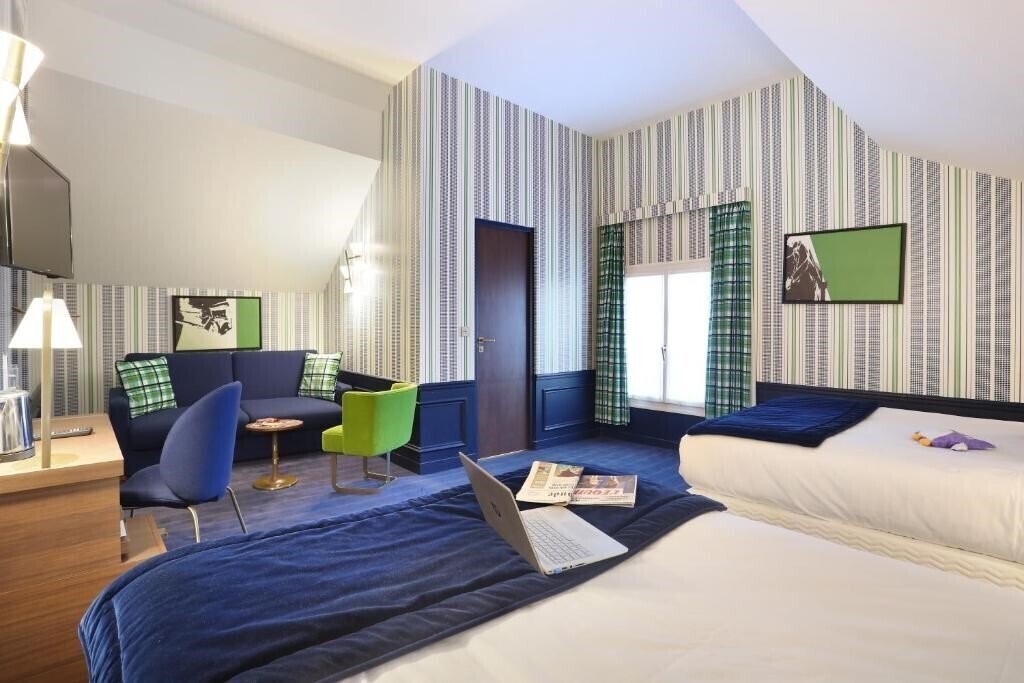 Фотография Hotel Le Cheval Blanc Paris Marne-La-Vallee 4*