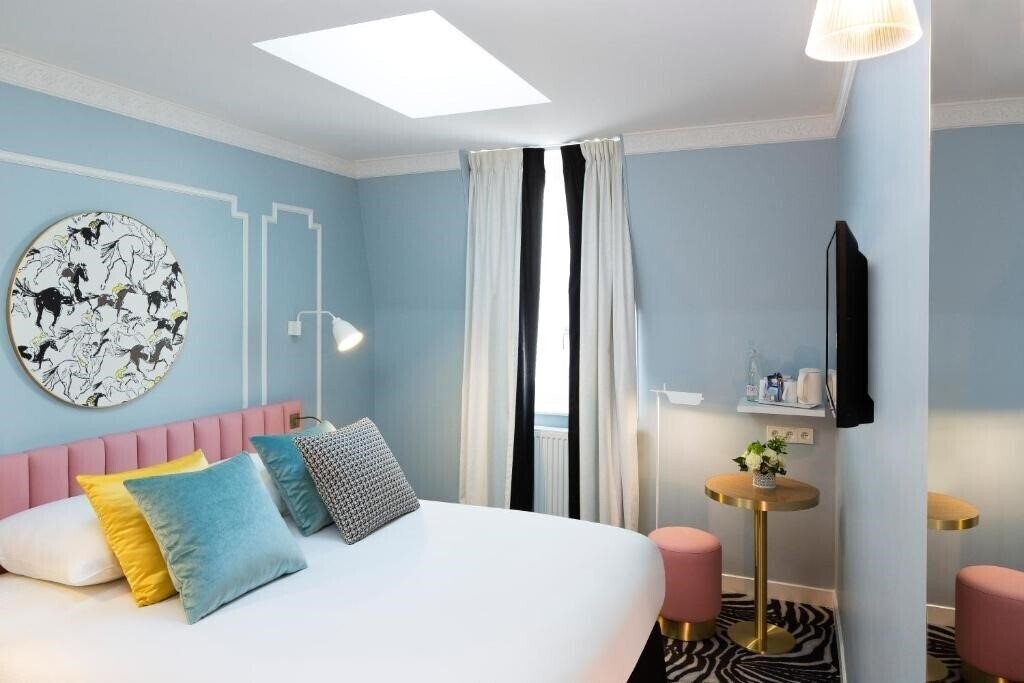Вид Hotel Pastel Paris 3*