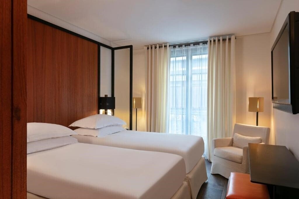 Территория Le Metropolitan, A Tribute Portfolio Hotel 4*