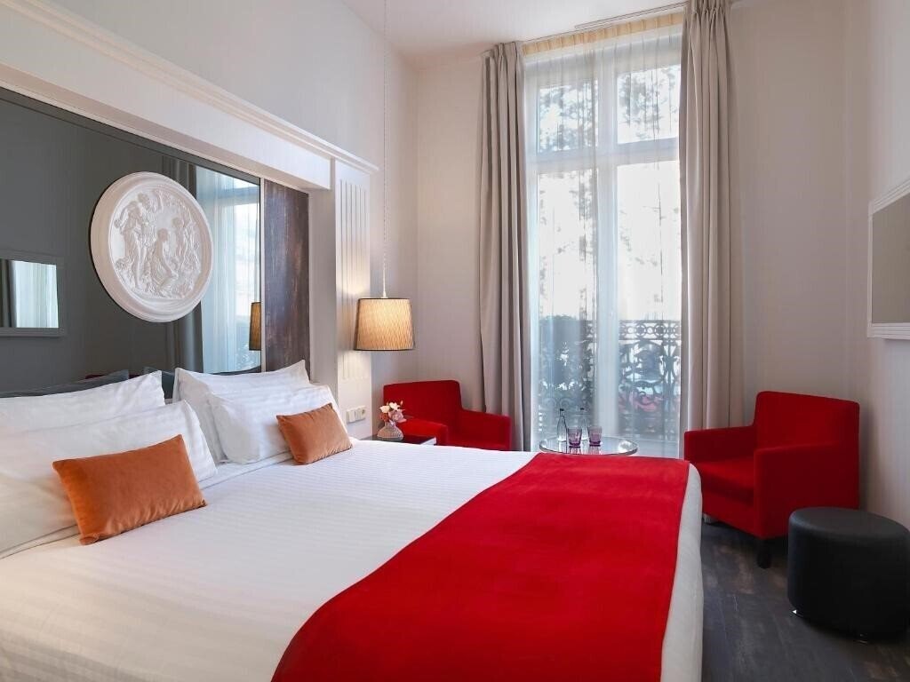 Вид Hotel Paris Opera Affiliated by Melia (ex. Hotel Paris Opera by Melia, Opera Managed by Melia) 4*