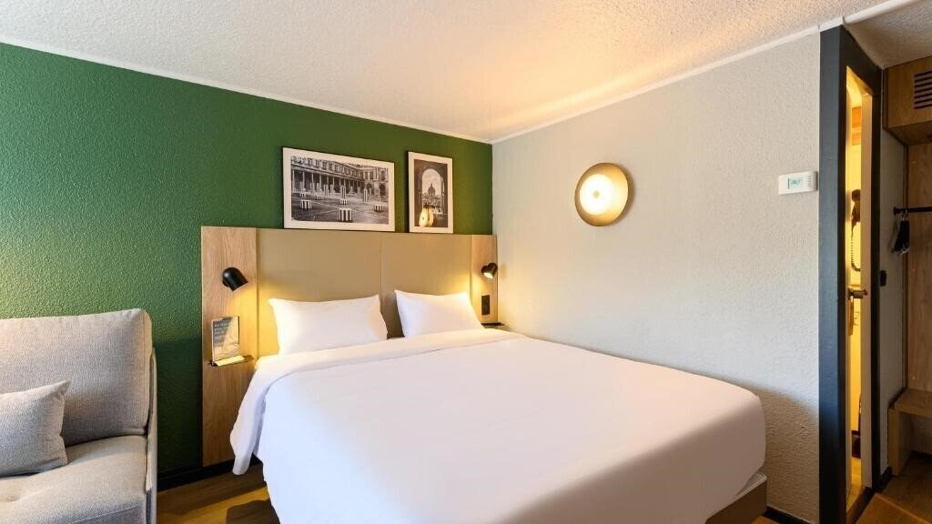 Апартаменты Campanile Torcy 3*