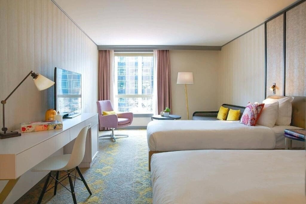 Фотографія Renaissance Paris La Defense Hotel 4*