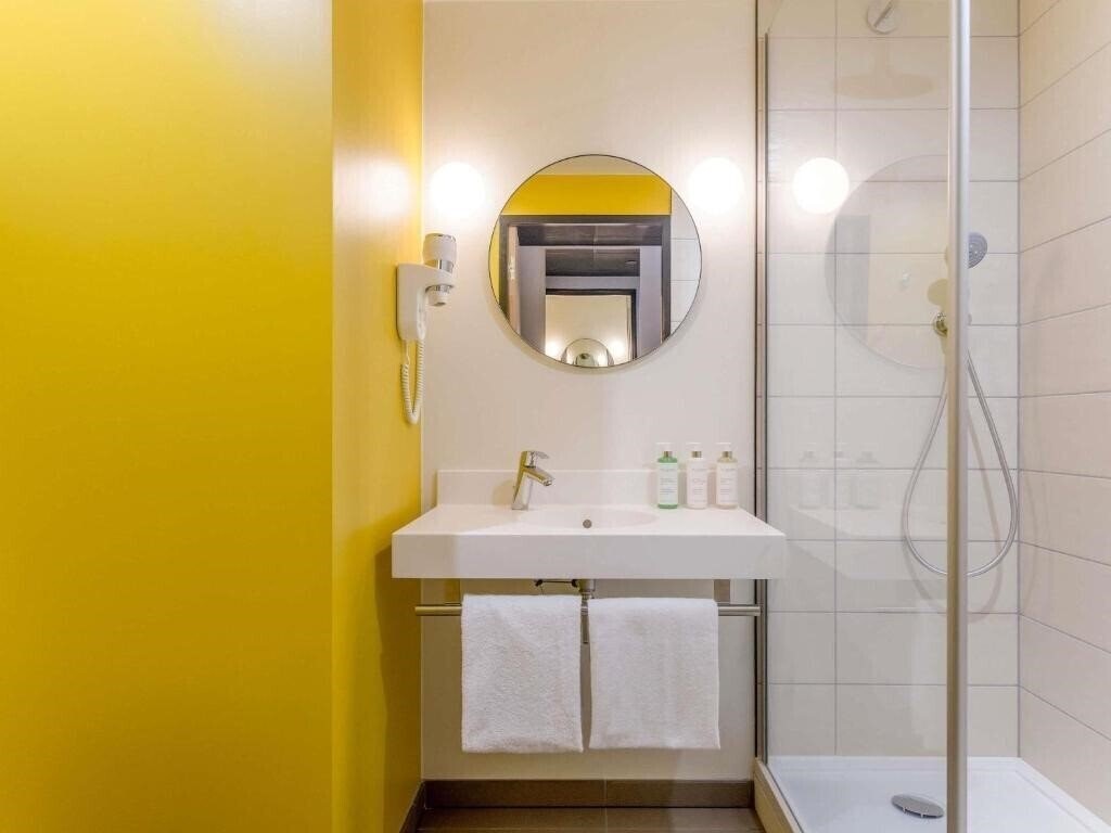 Вид Ibis Styles Paris Meteor Avenue d'Italie 3*