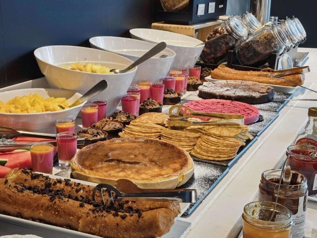 Вид Ibis Styles Paris Charles de Gaulle Airport (ex. Hotel Ibis Styles Paris CDG Airport Roissy) 3*