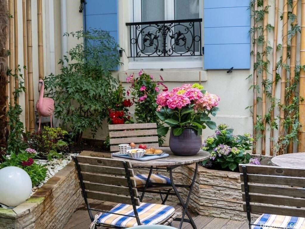 Вид Hotel Daumesnil Vincennes 3*