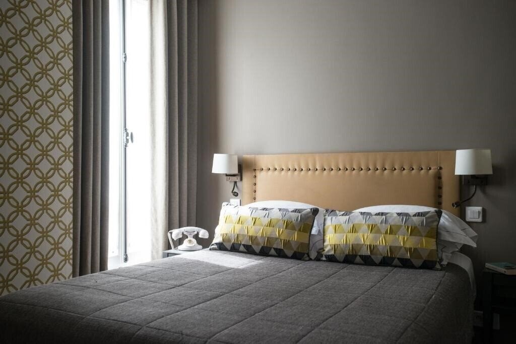 Територія Hotel Apollon Montparnasse 3*