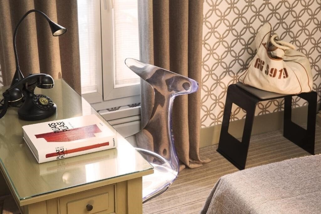 Панорама Hotel Apollon Montparnasse 3*