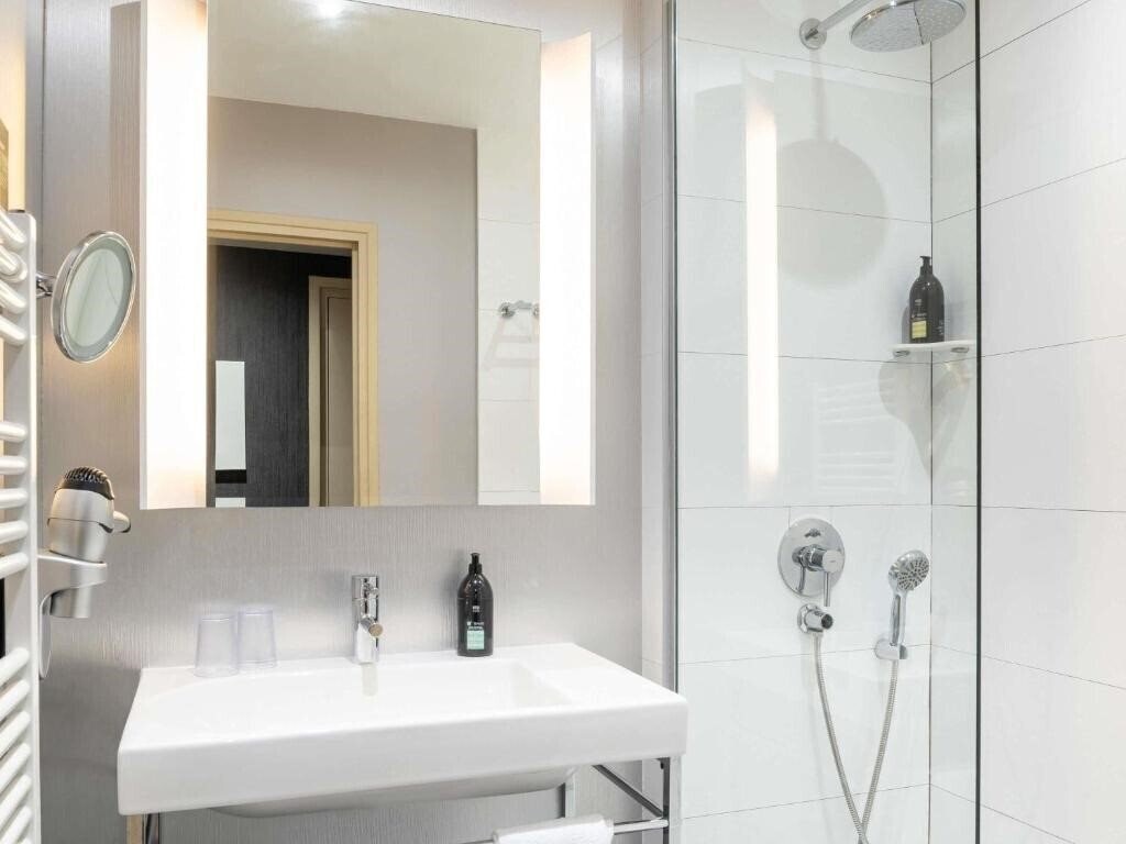 Апартаменти Aparthotel Adagio La Defense Esplanade 3*