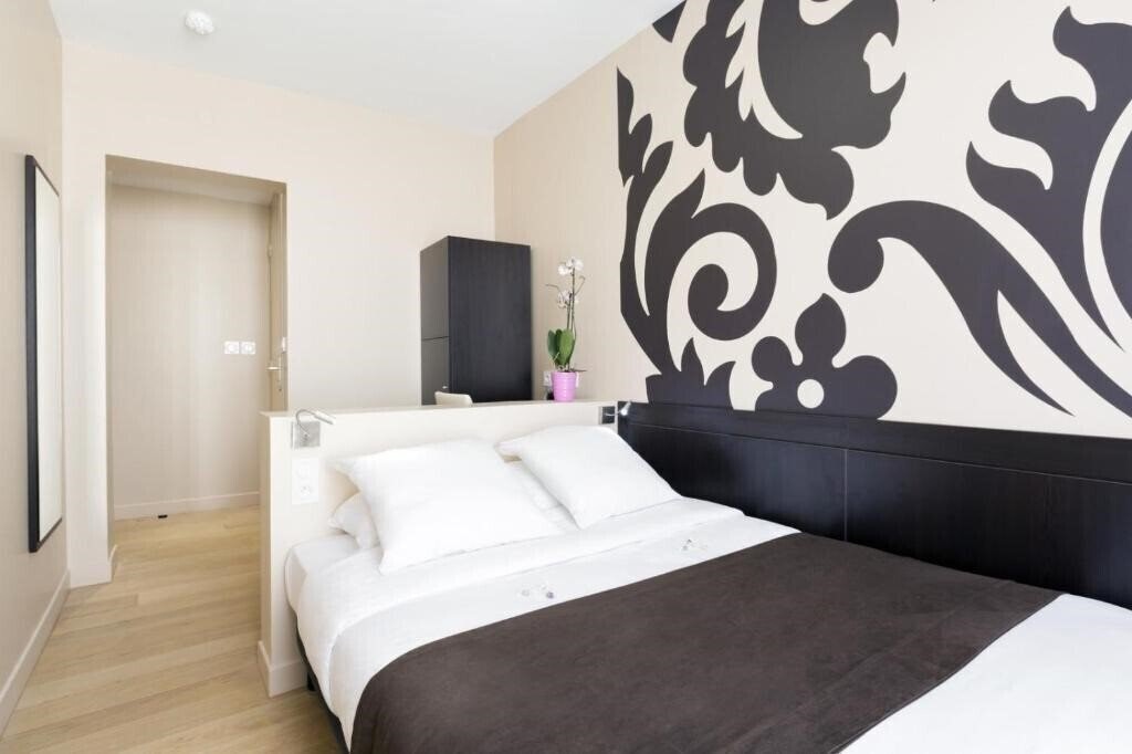Апартаменты Hotel Bastille Secret 2*