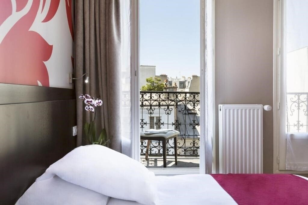 Отель Hotel Bastille Secret 2*